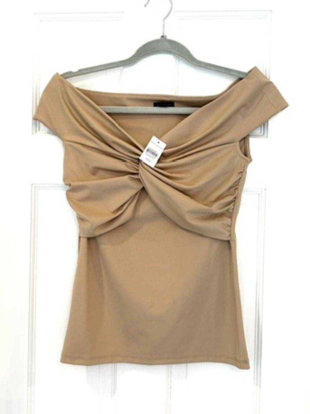 Ann Taylor Beige/Tan Twist Front Off-Shoulder Top – XXS – NWT